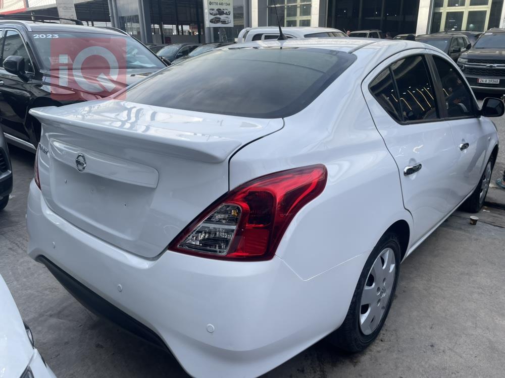 Nissan Sunny